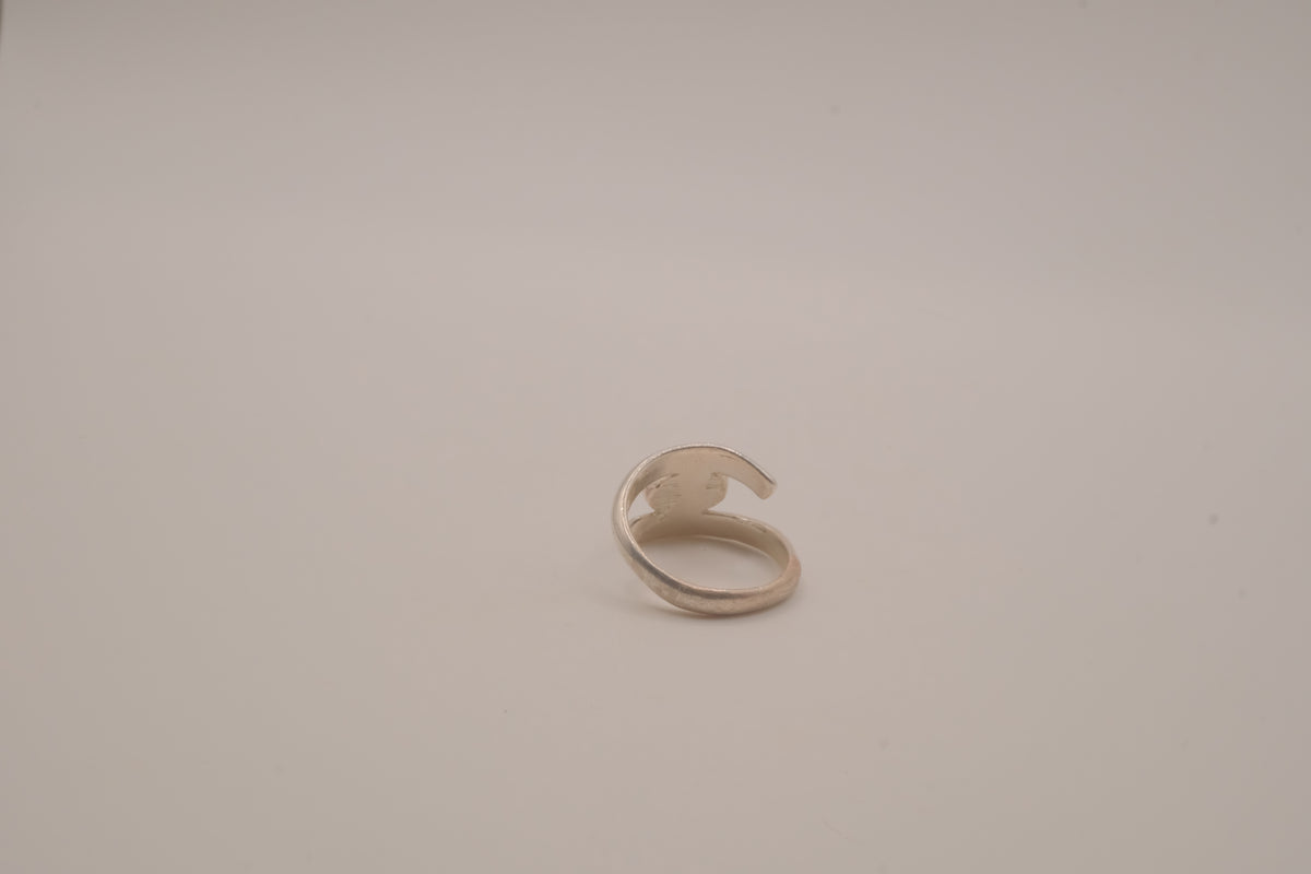 Vintage silver tone bypass ring