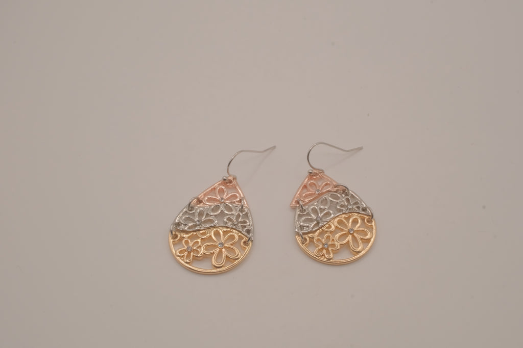 Mixed tone filigree teardrop dangle earrings