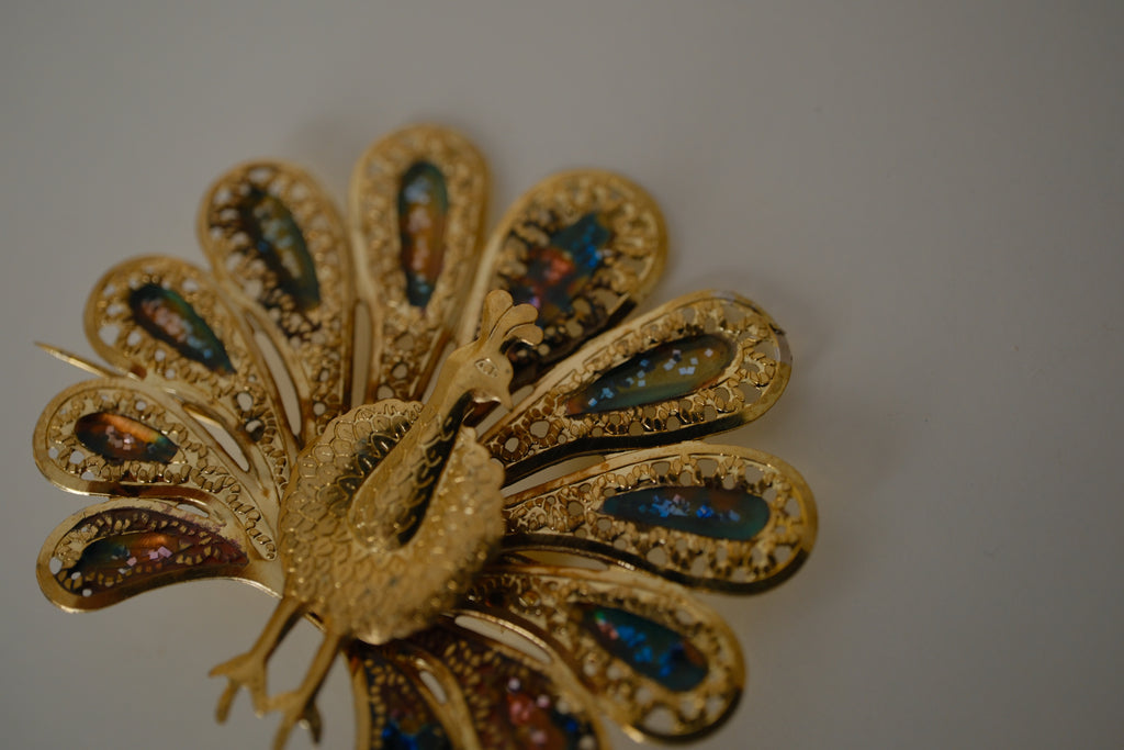 Vintage Peacock filigree brooch