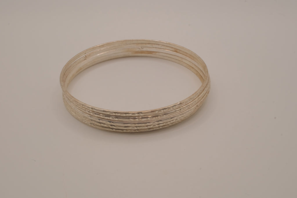Set of 6 thin, stackable silver bangles
