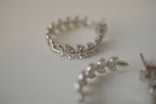 Vintage silver tone leaf hoop earrings