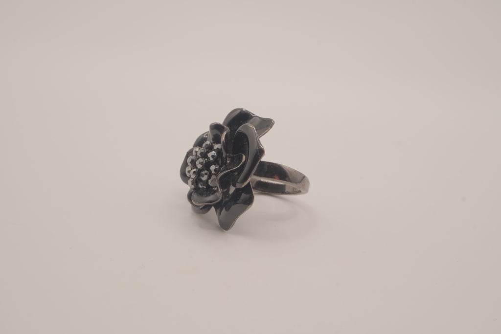 ALDO Black enamel flower statement ring