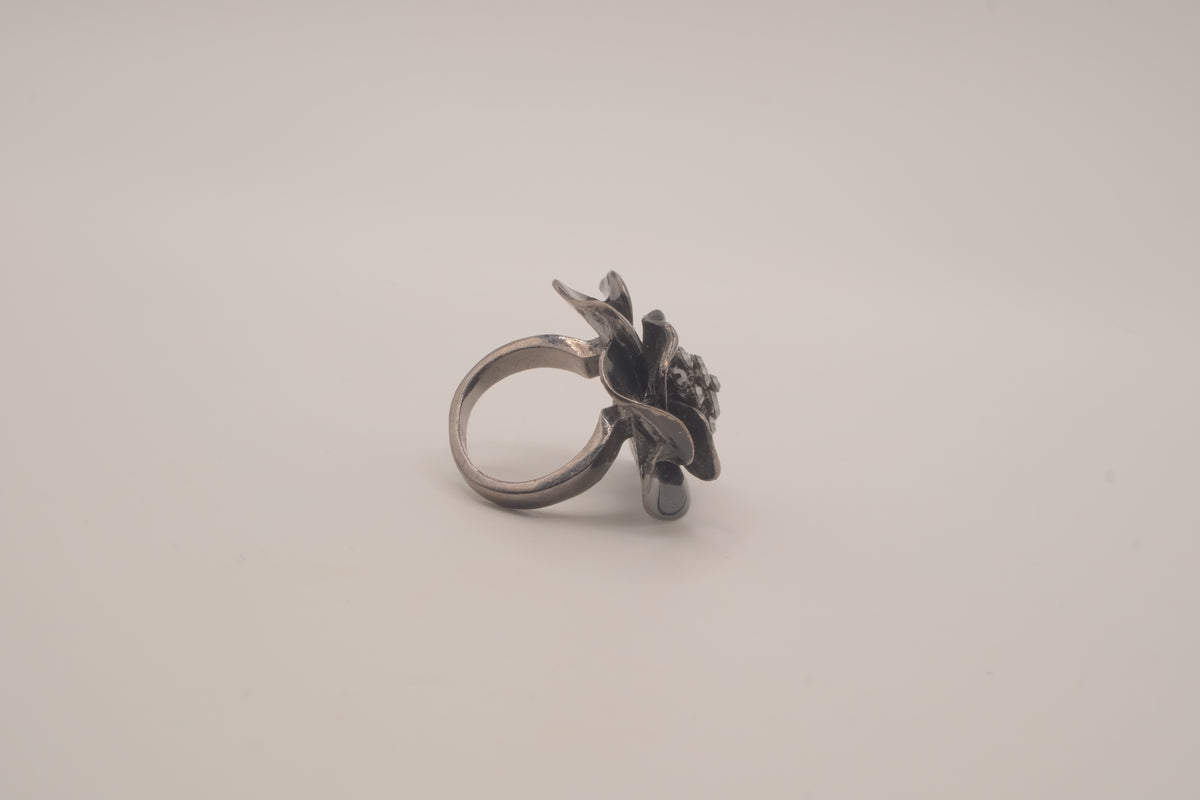 ALDO Black enamel flower statement ring