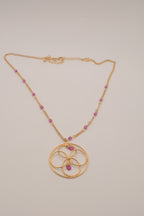 Vintage Avon gold-tone interlocking circle necklace