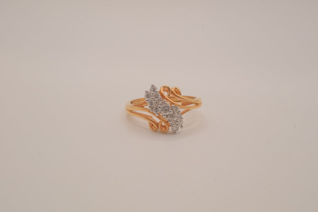 Gold tone rhinestones cluster openwork ring