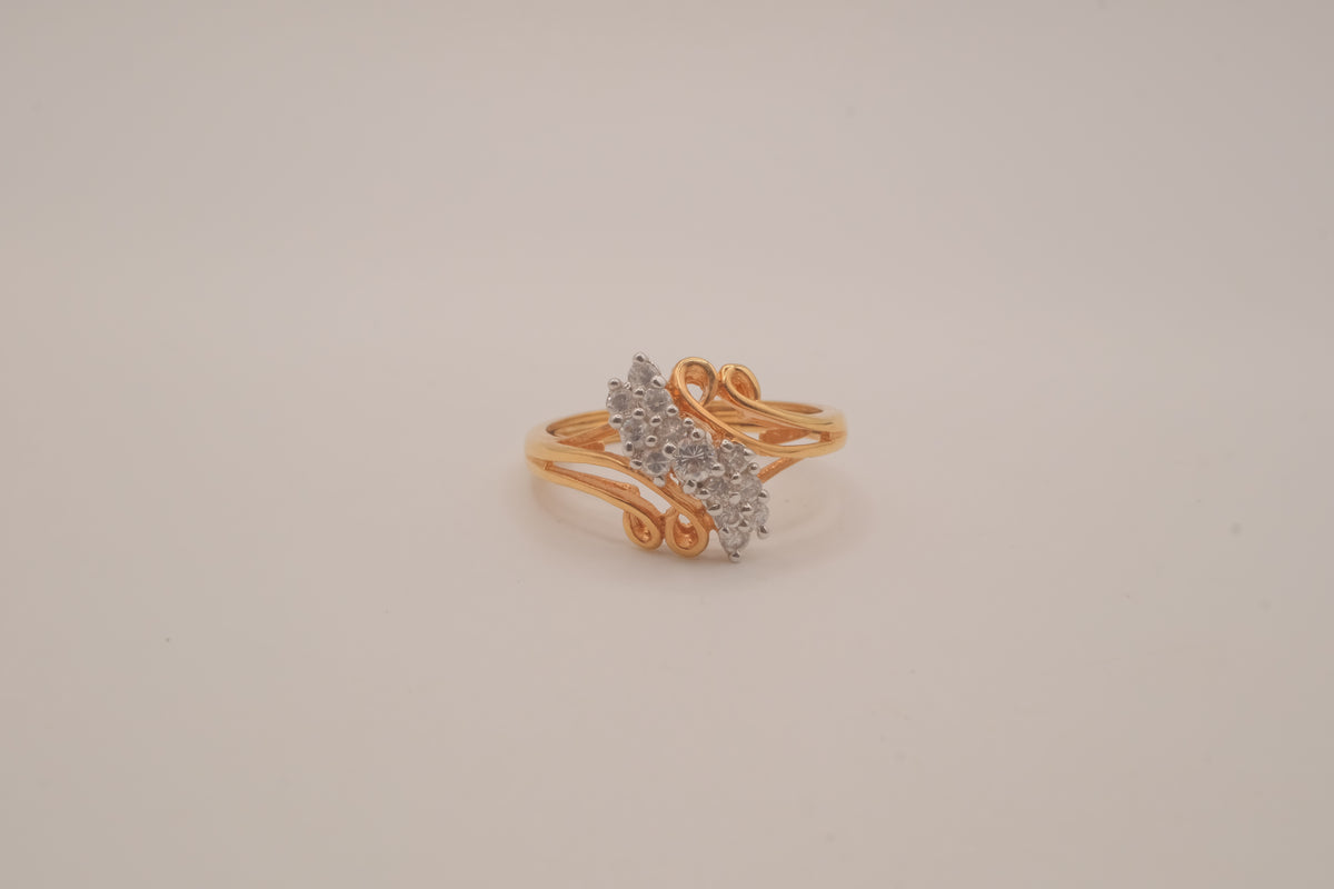 Gold tone rhinestones cluster openwork ring