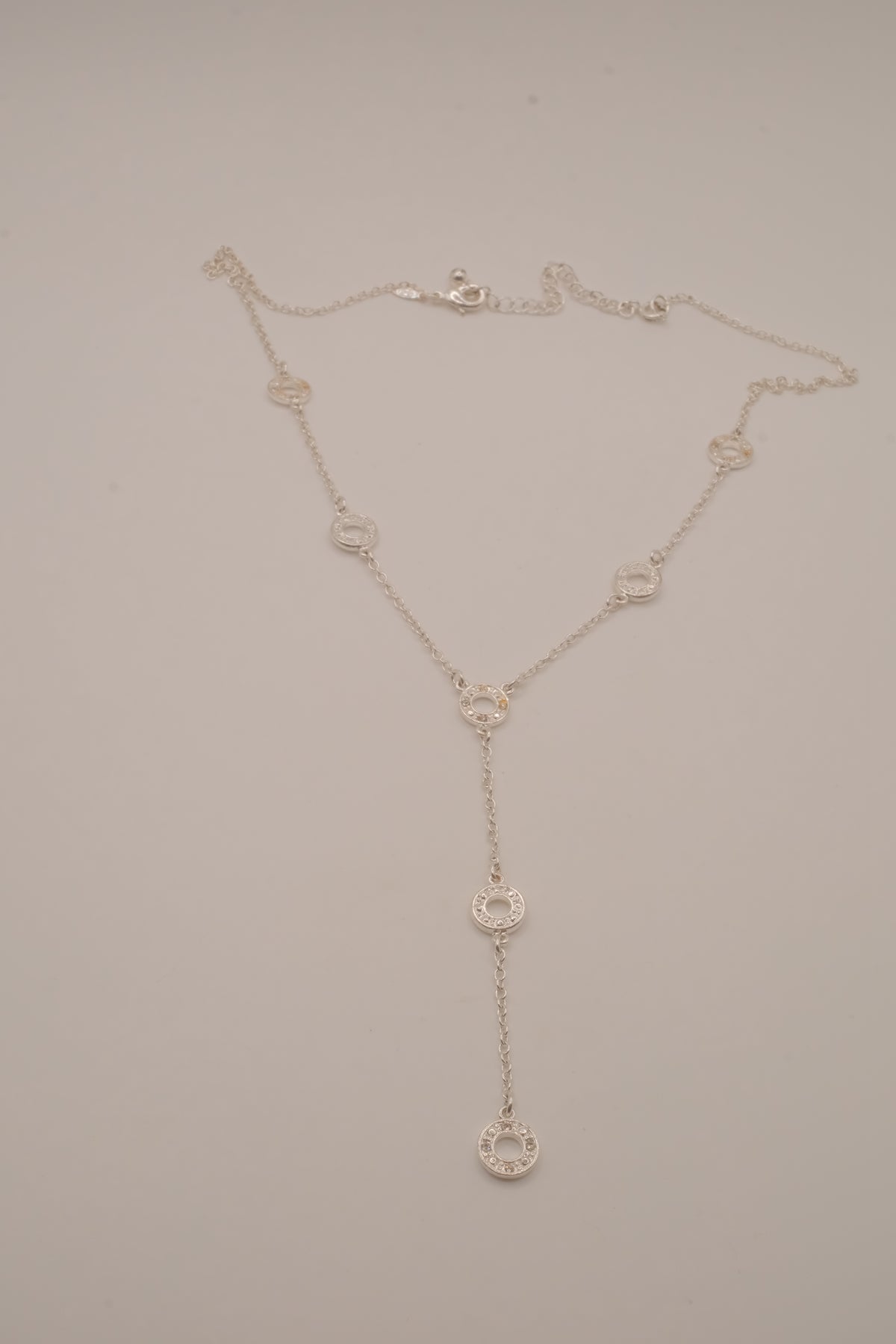 Vintage Avon "Y" design circle lariat necklace