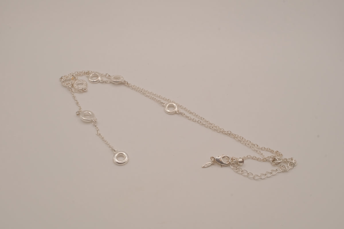 Vintage Avon "Y" design circle lariat necklace
