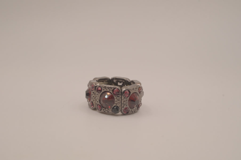 Vintage wide panel stretch ring