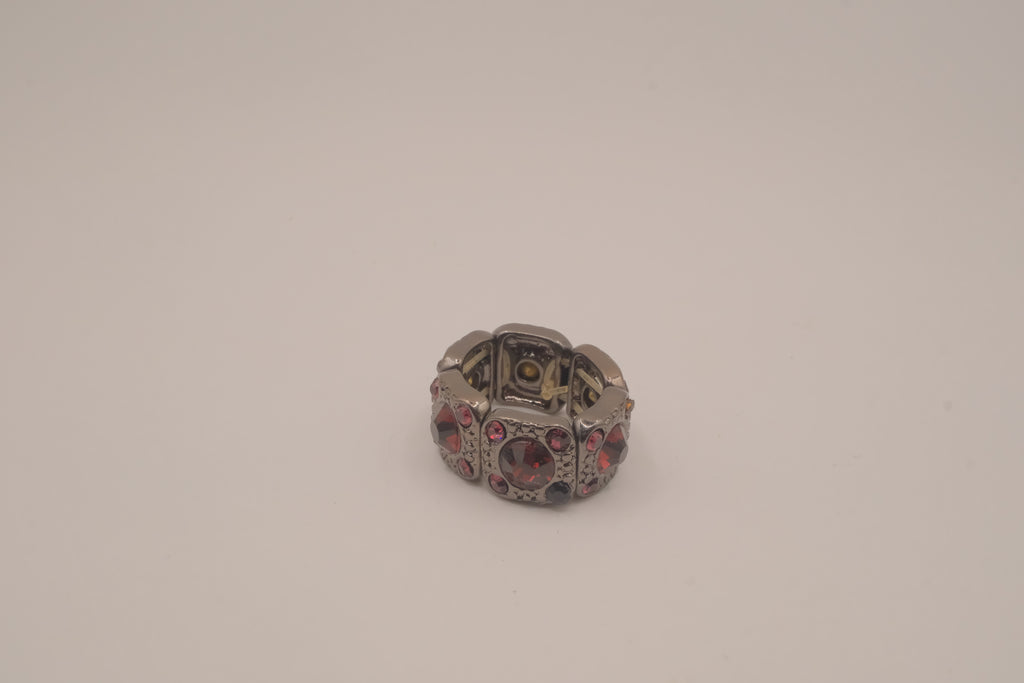 Vintage wide panel stretch ring