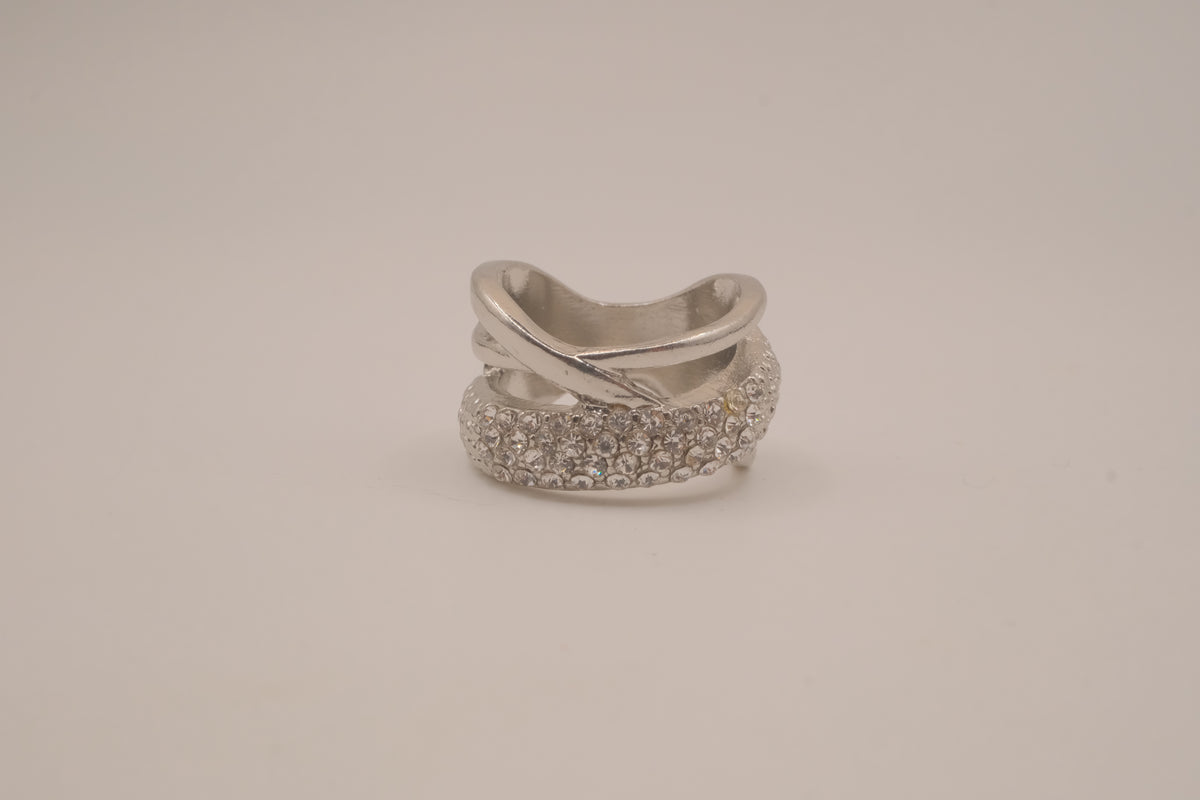 Vintage silver tone crisscross ring