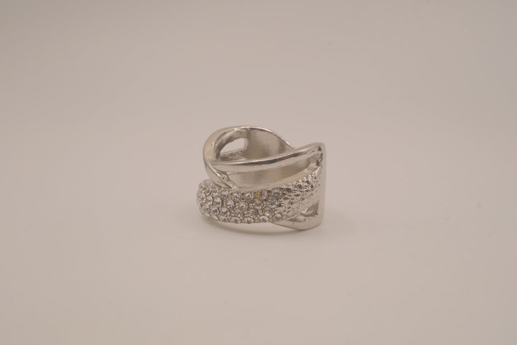 Vintage silver tone crisscross ring