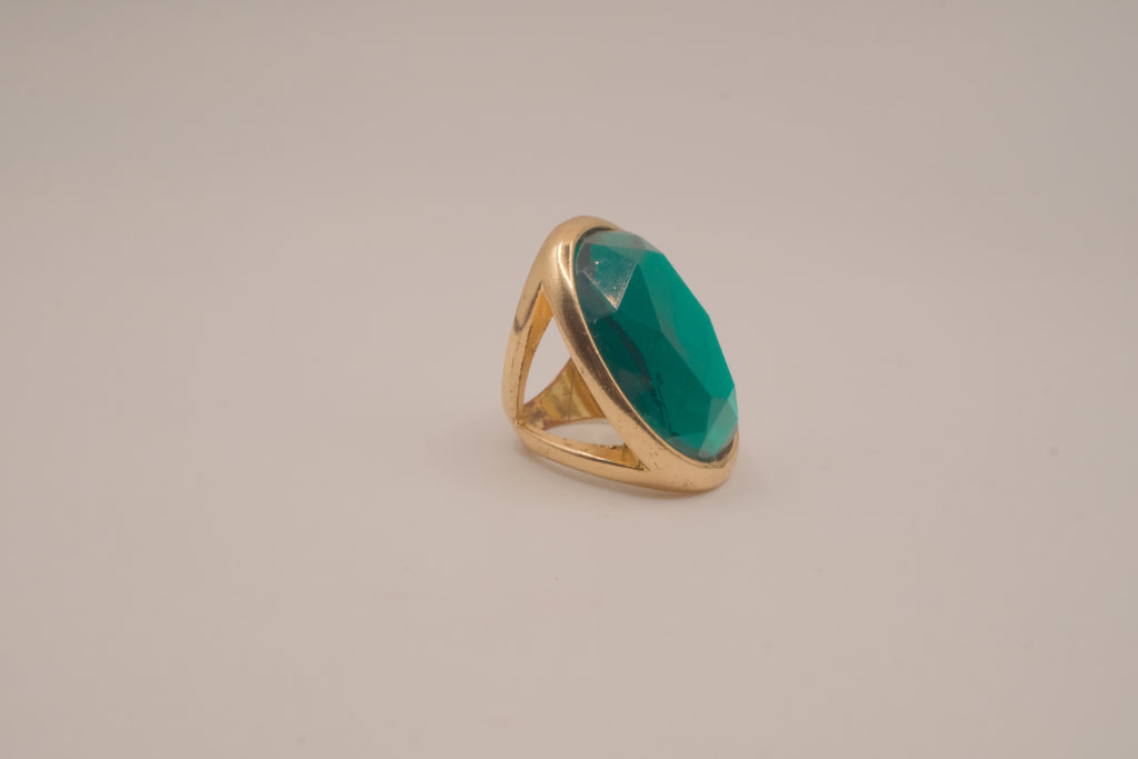 Vintage large oval cocktail ring
