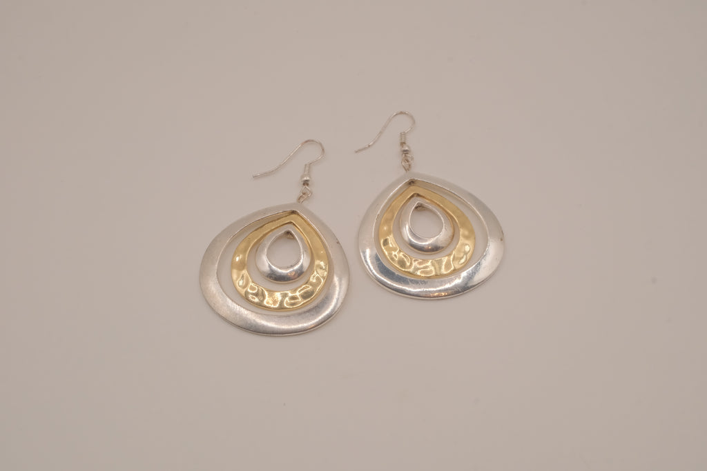 Two-tone layered teardrop dangle earrings