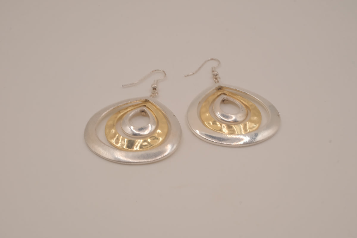 Two-tone layered teardrop dangle earrings