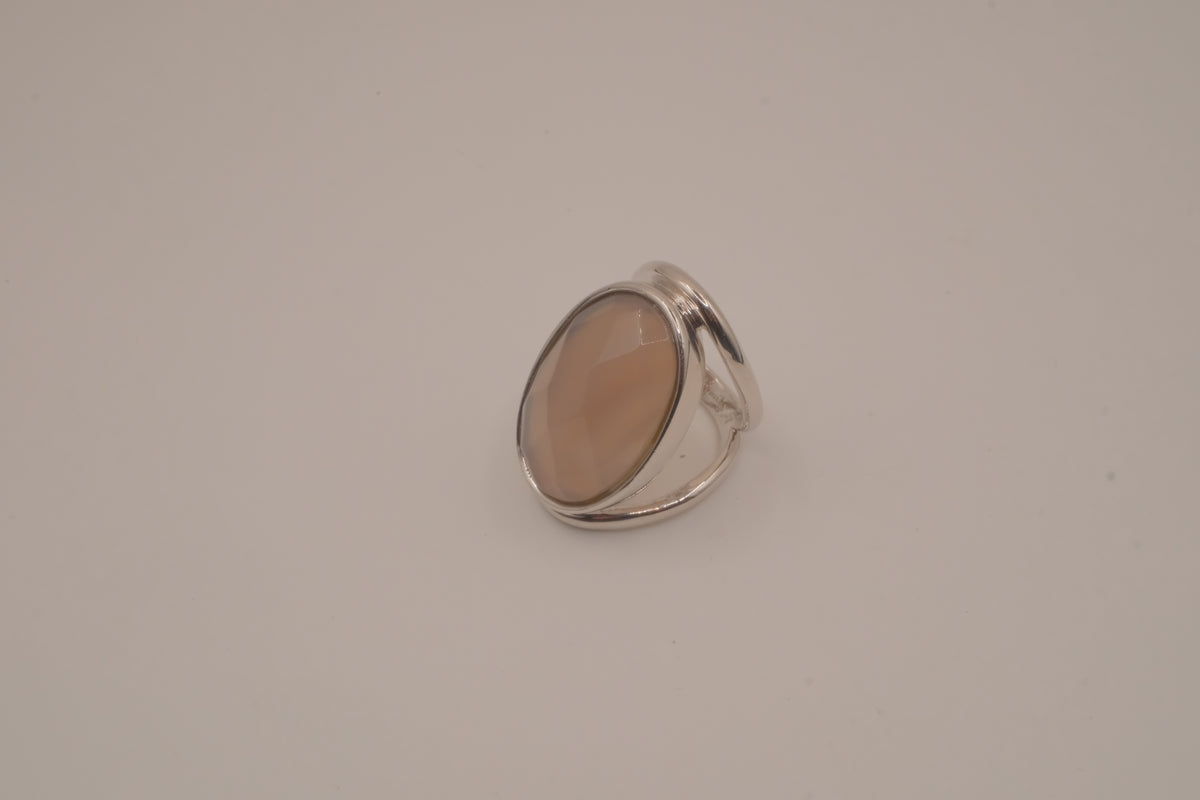 Vintage Lia Sophia Oval statement ring