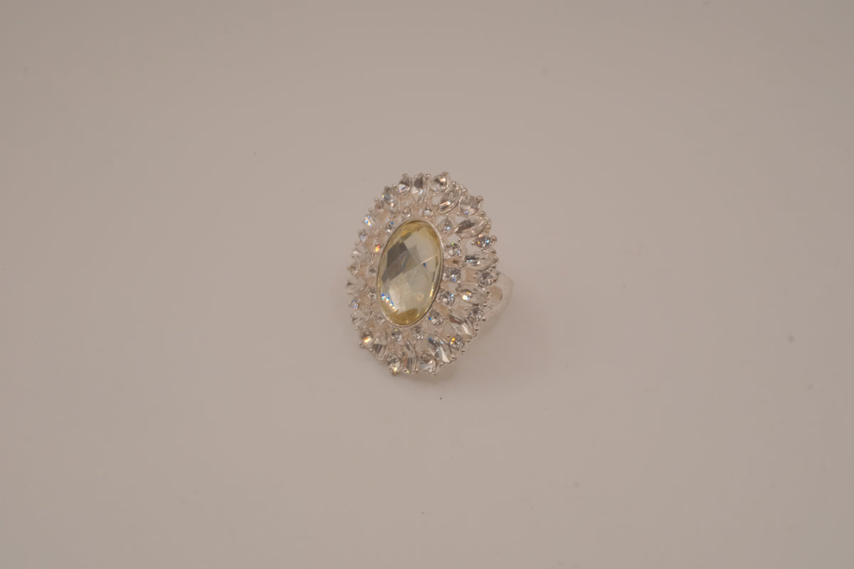 Vintage oversized oval cocktail ring