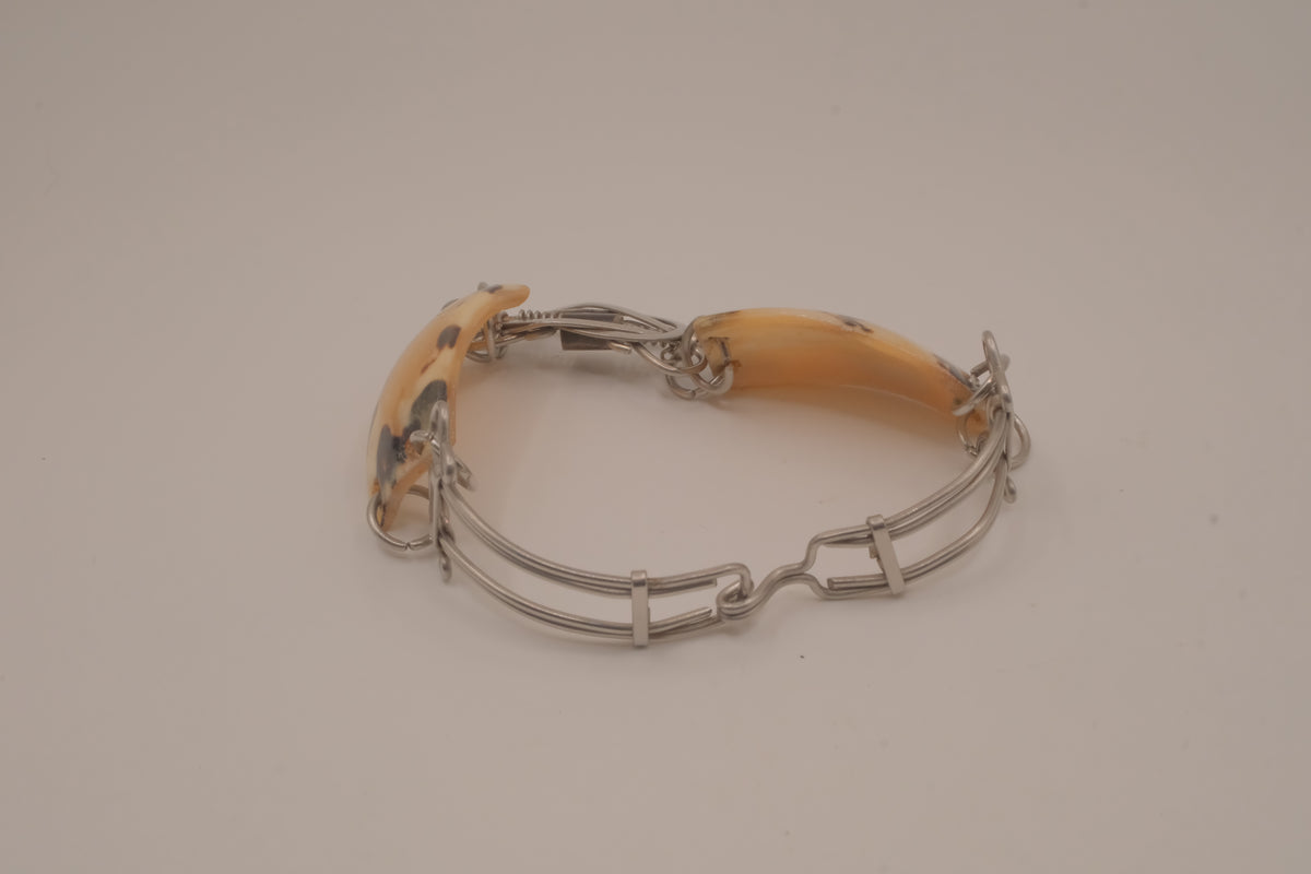 Vintage natural shell paneled link bracelet
