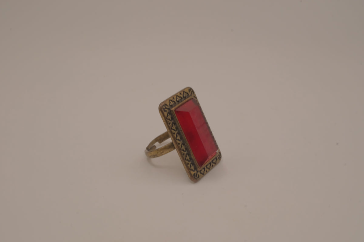 Vintage chunky gold dome cocktail ring
