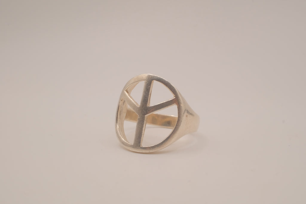 Vintage Sterling silver Peace sign ring