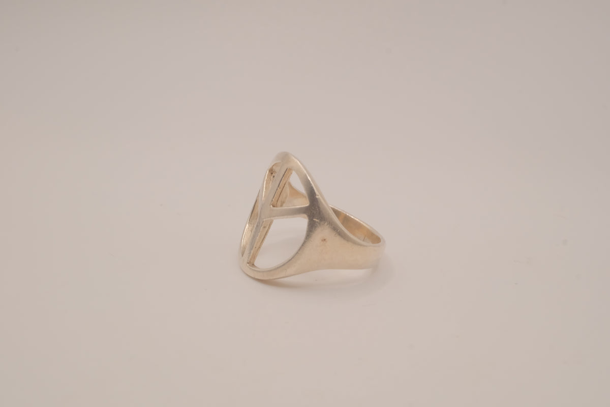 Vintage Sterling silver Peace sign ring