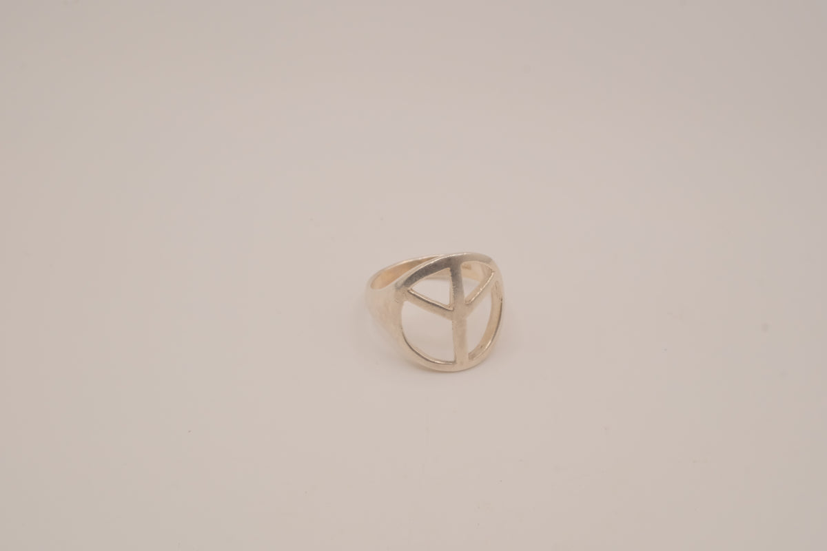 Vintage Sterling silver Peace sign ring