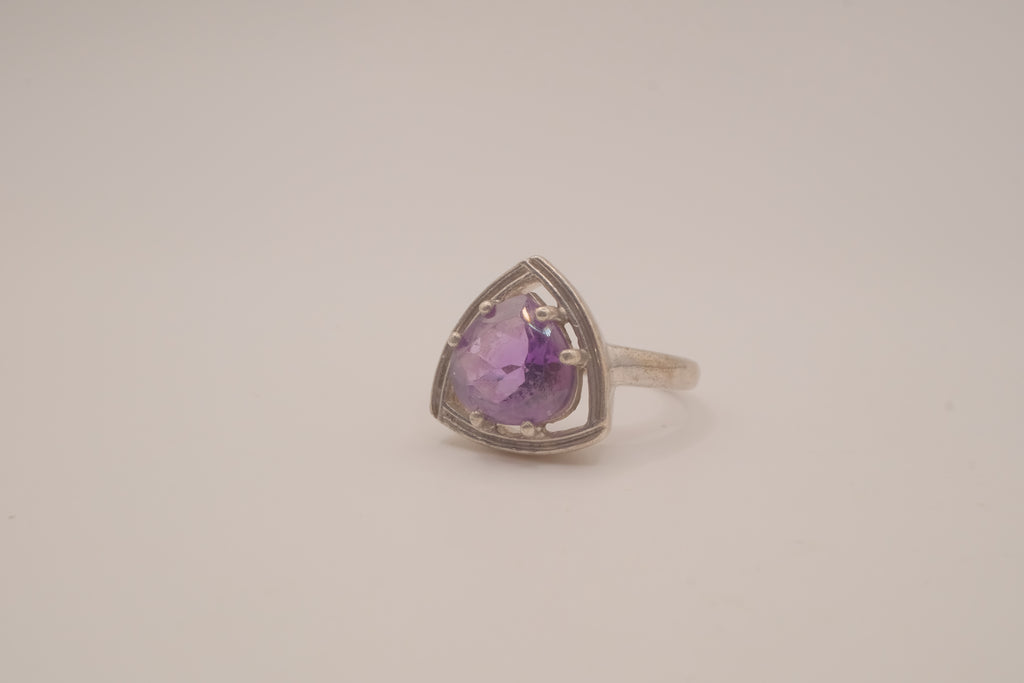 Vintage Sterling silver Amethyst statement ring