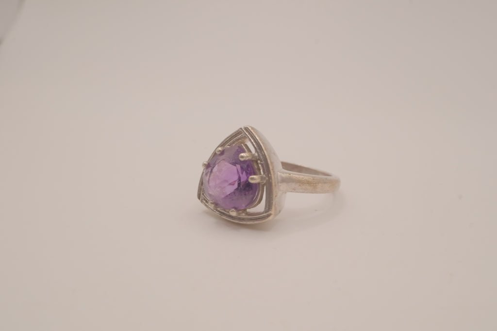 Vintage Sterling silver Amethyst statement ring