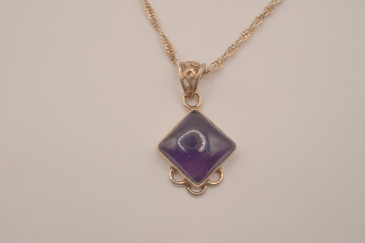 Sterling silver Vintage square shaped Amethyst pendant necklace