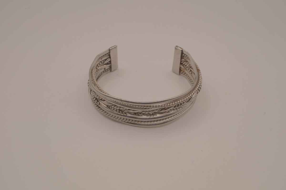 Vintage silver tone split-shank cuff bracelet