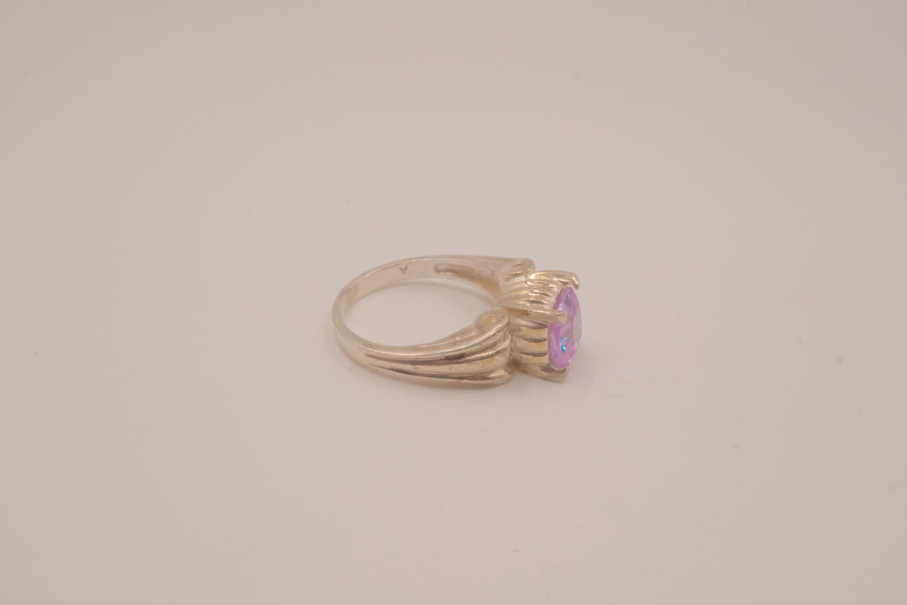 Vintage Sterling silver Lavender amethyst gemstone solitaire ring