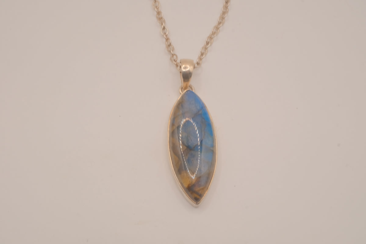 Sterling silver marquise-cut labradorite pendant necklace