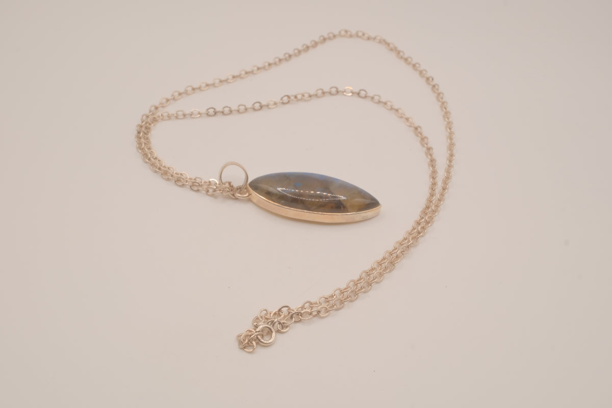 Sterling silver marquise-cut labradorite pendant necklace