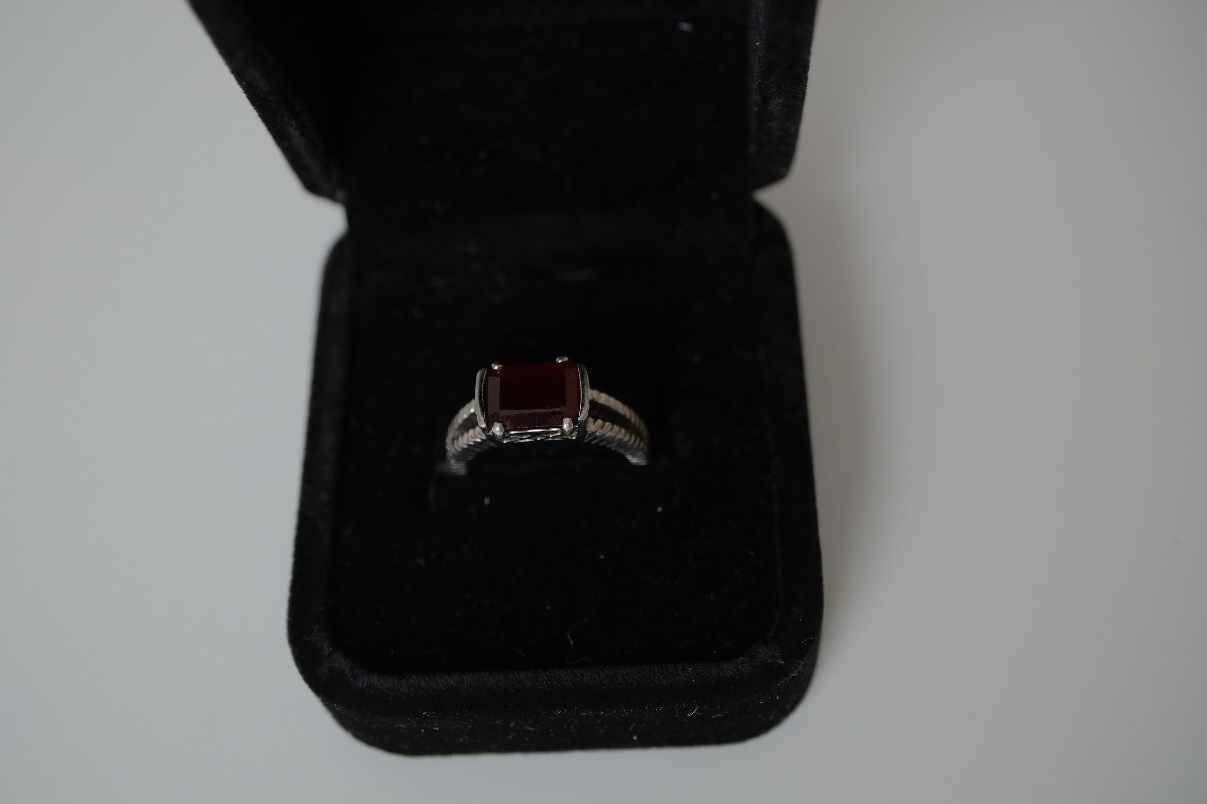Vintage NVC sterling silver garnet solitaire ring