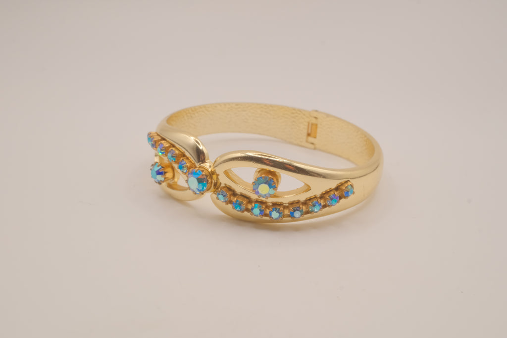 Vintage mid-century hinged clamper cuff bracelet
