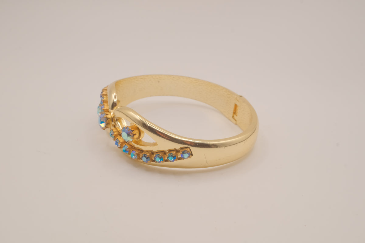 Vintage mid-century hinged clamper cuff bracelet