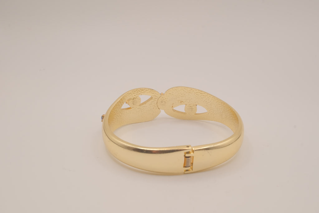 Vintage mid-century hinged clamper cuff bracelet
