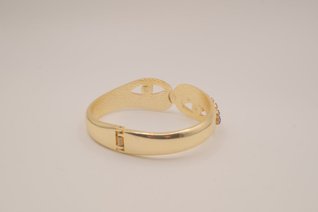 Vintage mid-century hinged clamper cuff bracelet