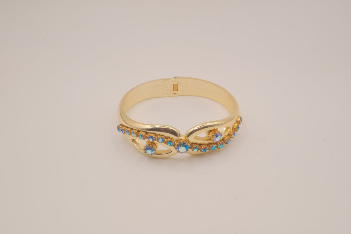 Vintage mid-century hinged clamper cuff bracelet