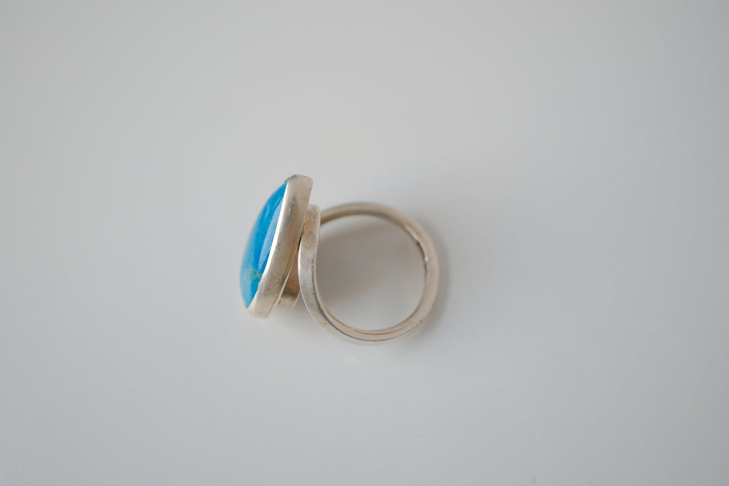 Vintage Sterling silver Blue Turquoise Tear drop ring