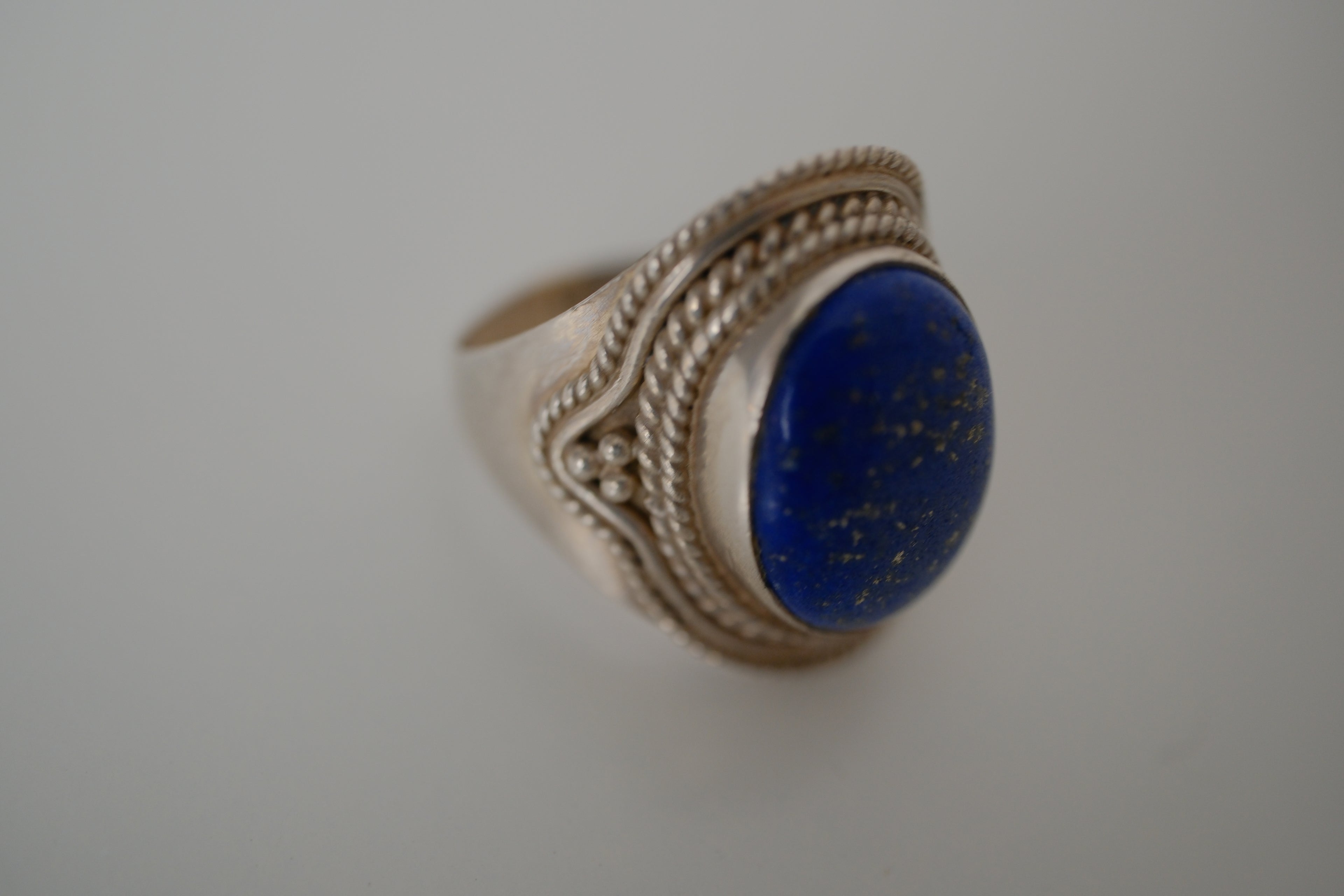 Vintage Sterling silver Lapis Lazuli ring