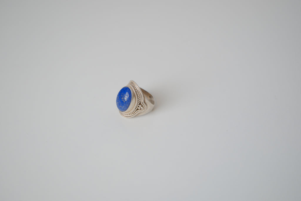 Vintage Sterling silver Lapis Lazuli ring