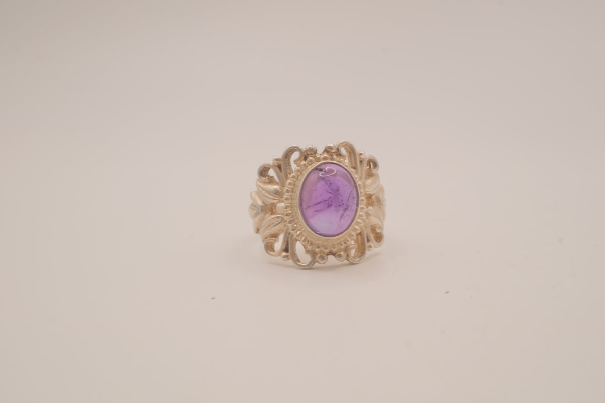 Vintage Sterling silver Amethyst Filigree Ring