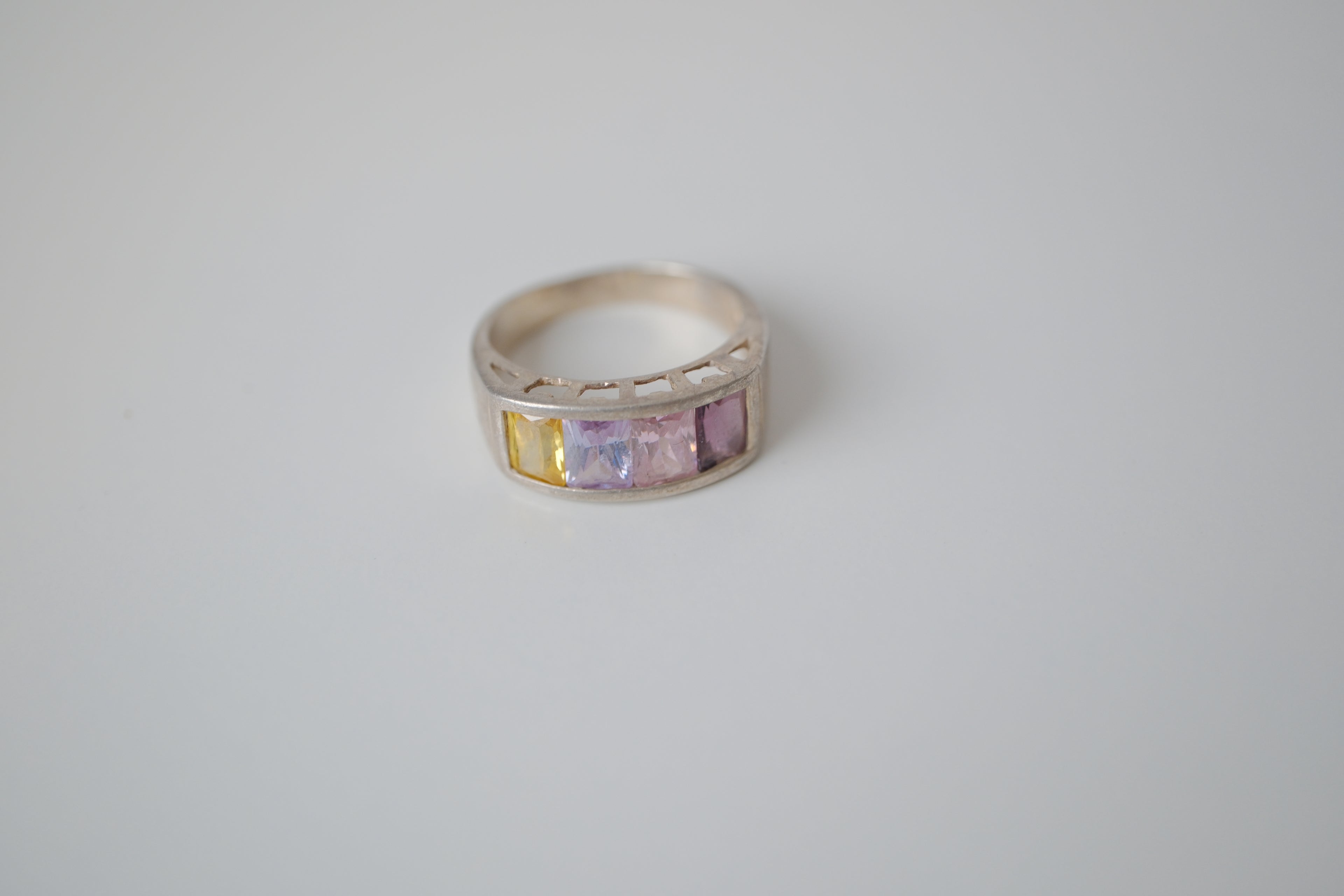 Vintage Sterling silver multi-colored ring