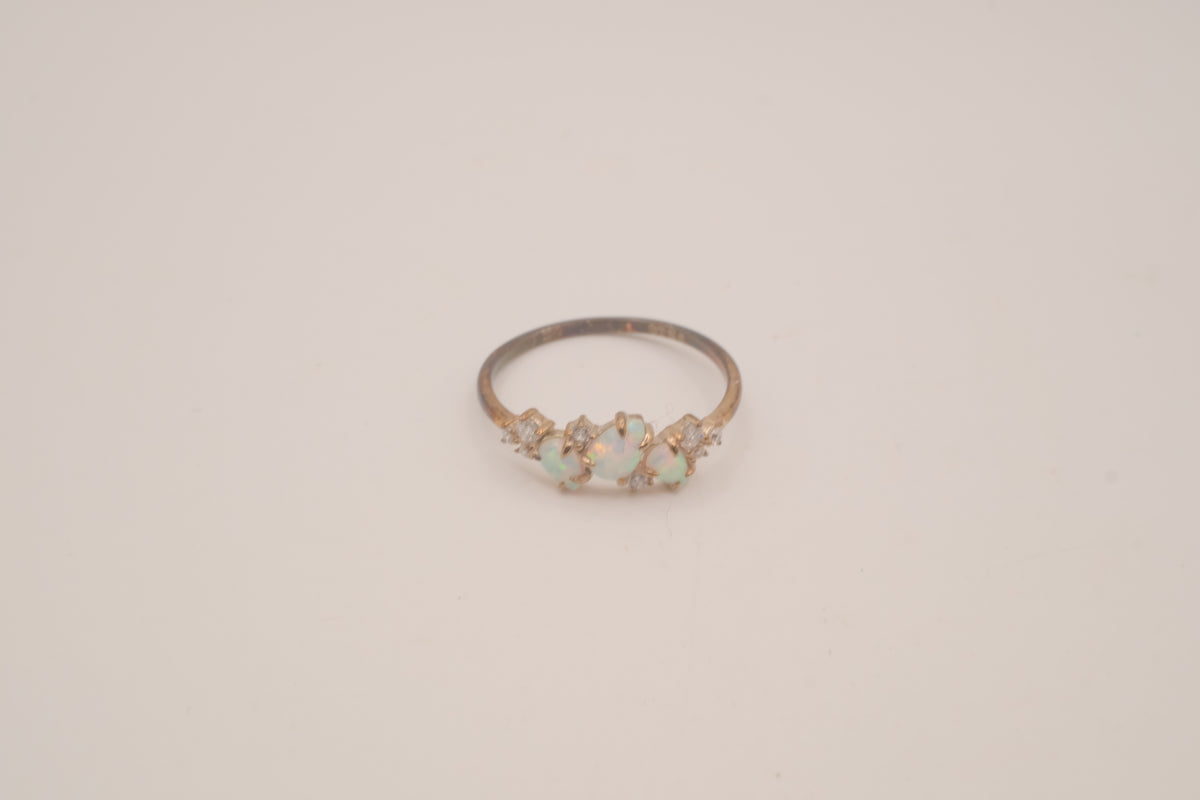 Vintage Sterling Silver asymmetric opal cluster ring