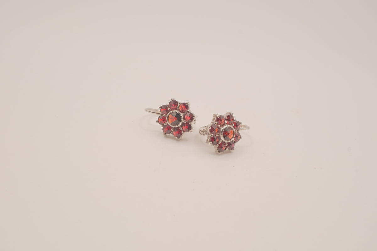 Vintage Sterling silver flower cluster earrings
