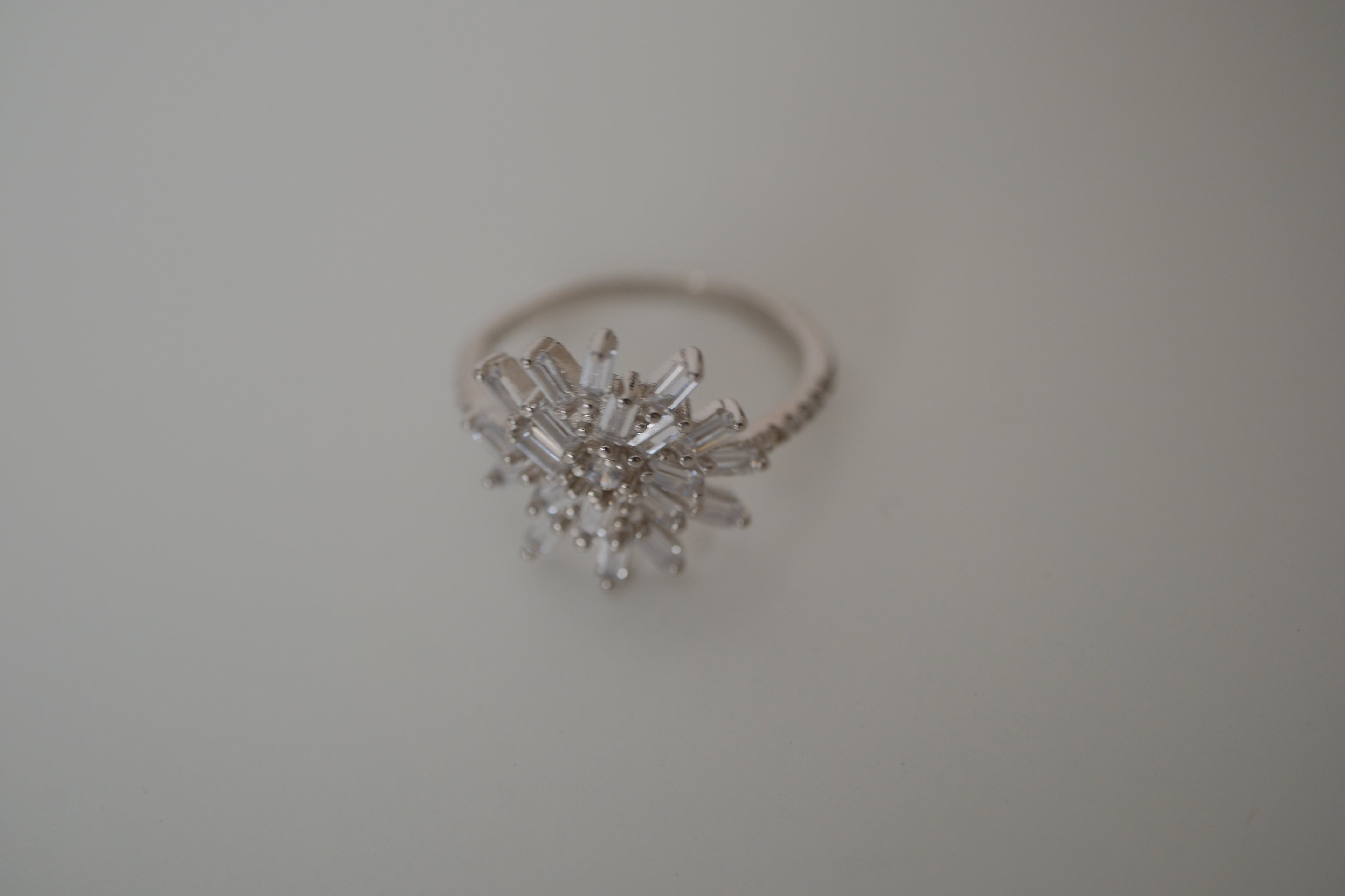Vintage Sterling silver Sunburst cluster &nbsp;ring