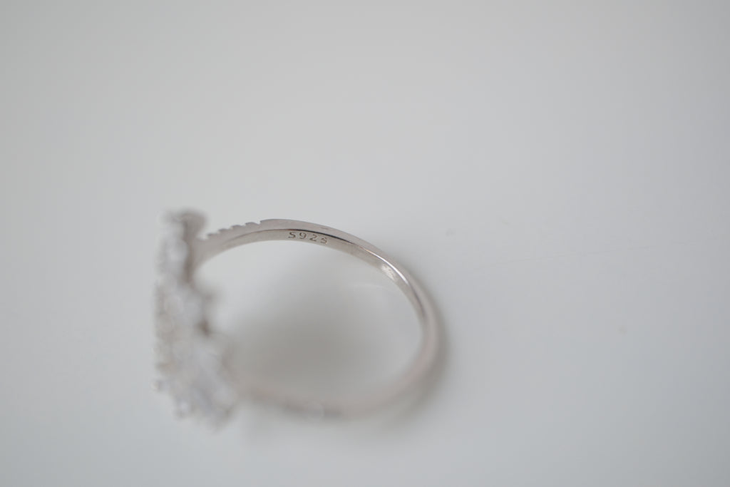 Vintage Sterling silver Sunburst cluster &nbsp;ring