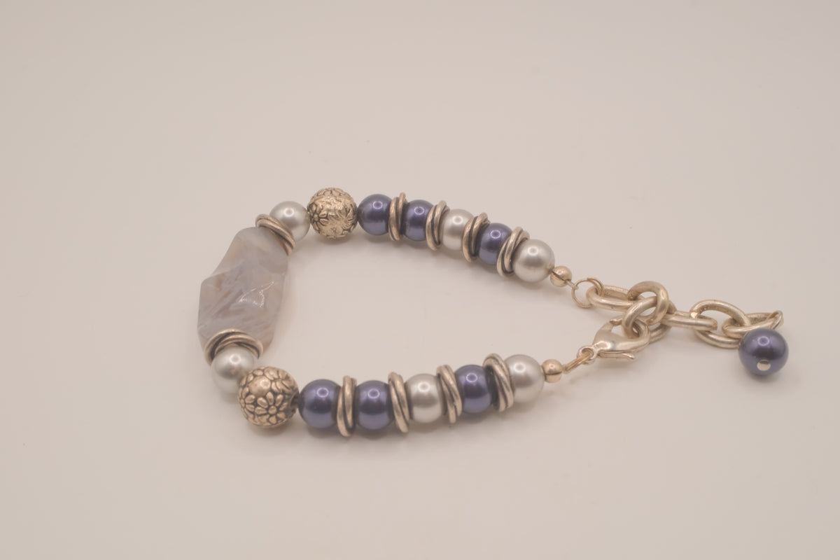 Vintage artisan beaded bracelet