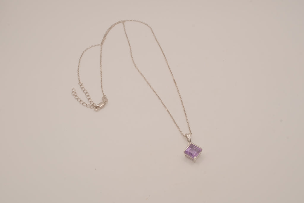Sterling silver Princess cut amethyst pendant